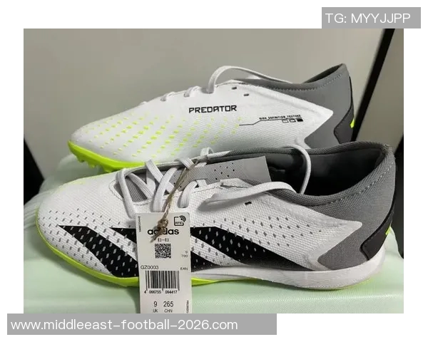 探索adidas16足球鞋的卓越性能与舒适体验,助你在赛场上尽显风采 探索adidas16足球鞋的卓越性能与舒适体验,助你在赛场上尽显风采